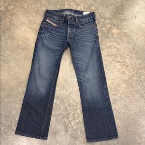 Diesel ZATINY Men Jeans Classic Indigo Straight-Leg Jeans 29 W 32 L